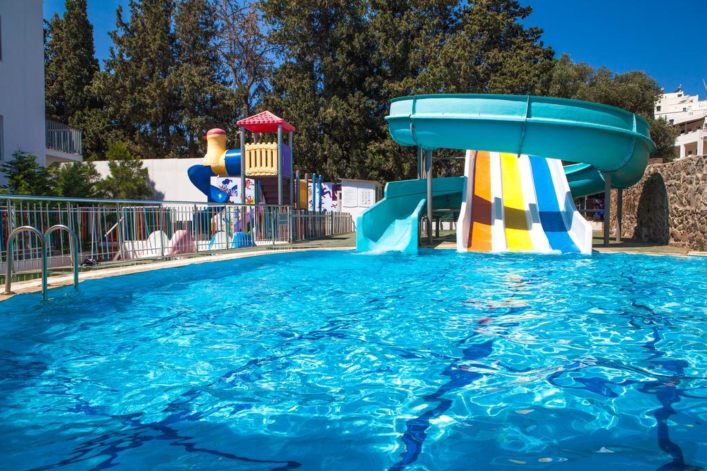 Mio Bianco Resort All Inclusive Akyarlar Bagian luar foto